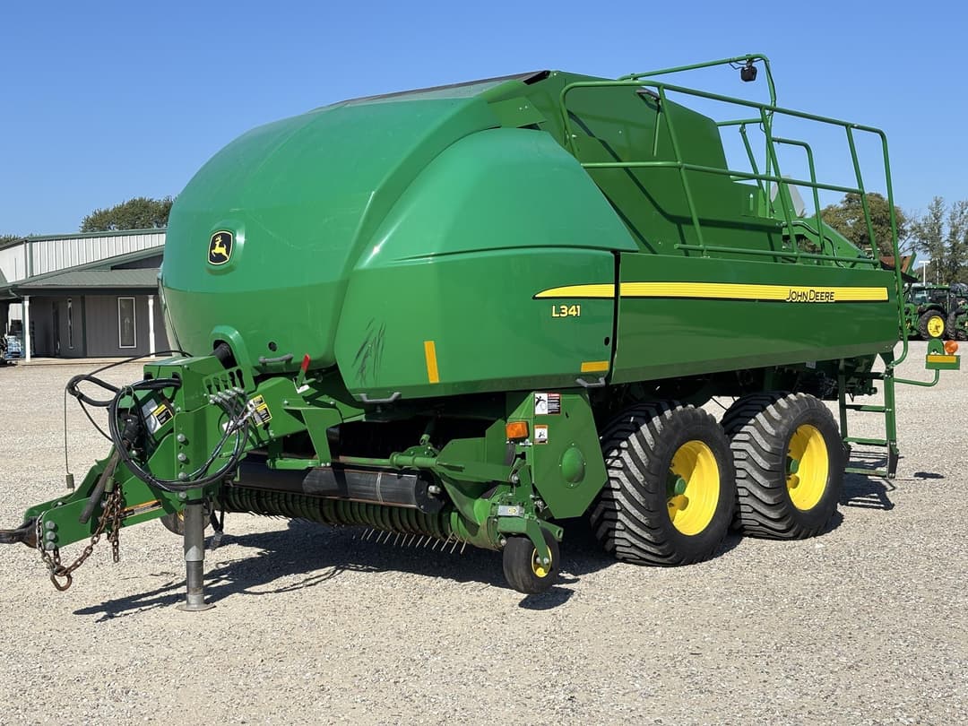 Image of John Deere L341 Primary image
