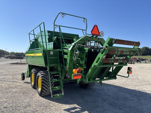 Image of John Deere L341 equipment image 2