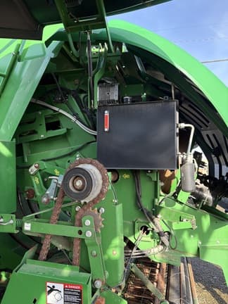 Image of John Deere L341 equipment image 4