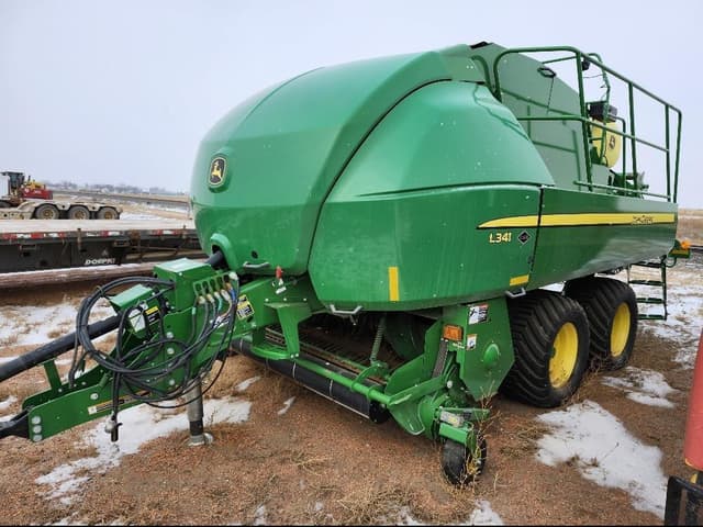 Image of John Deere L341 equipment image 1