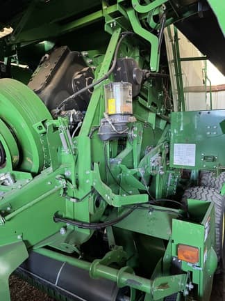 Image of John Deere L341 equipment image 3