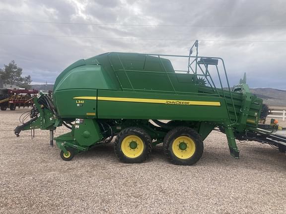 Image of John Deere L341 equipment image 2