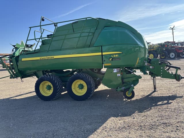 Image of John Deere L341 equipment image 3