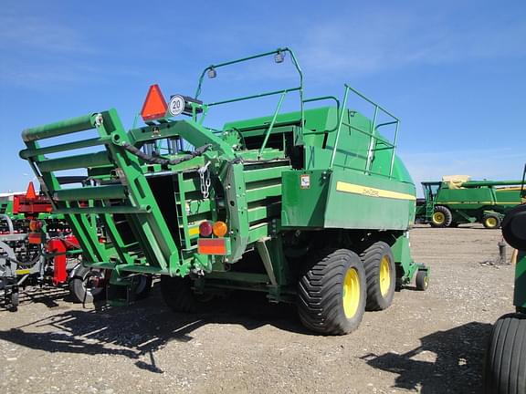 Image of John Deere L341 equipment image 3