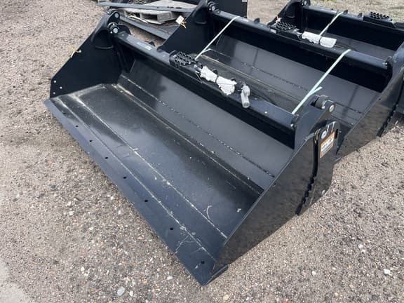 Image of John Deere MP84B equipment image 2