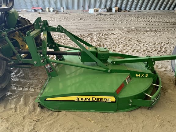 Image of John Deere MX5 Image 1