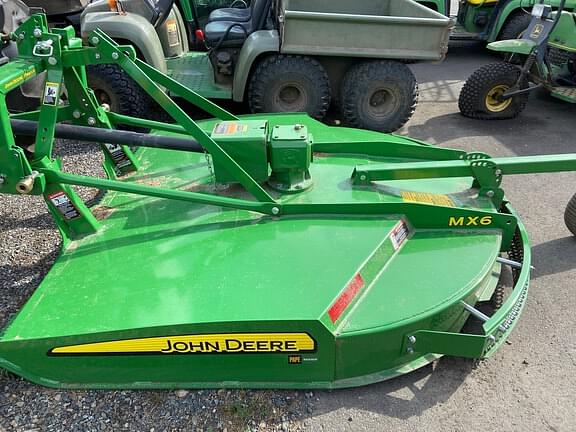 Image of John Deere MX6 equipment image 2