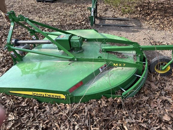 Image of John Deere MX7 equipment image 1