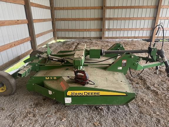 Image of John Deere MX8 equipment image 2
