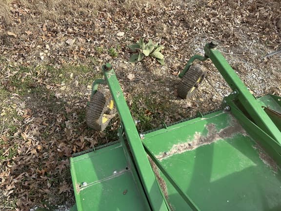 Image of John Deere MX8 equipment image 3