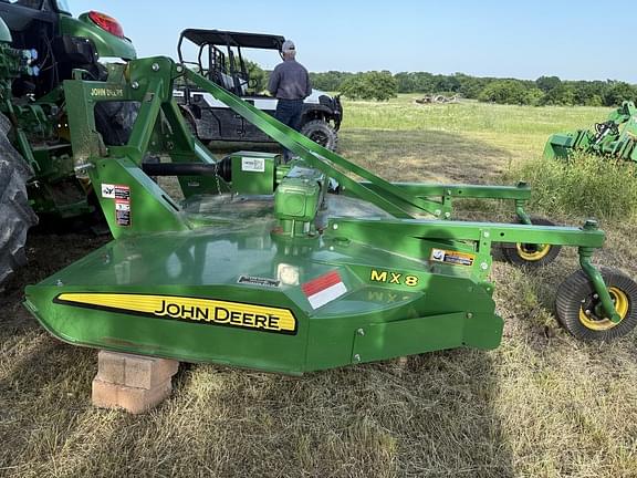Image of John Deere MX8 Primary image