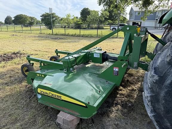 Image of John Deere MX8 equipment image 3