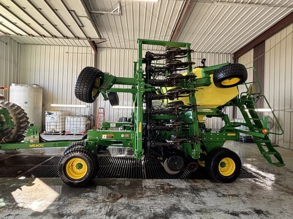 Image of John Deere N530C equipment image 1