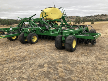 Main image John Deere N536C