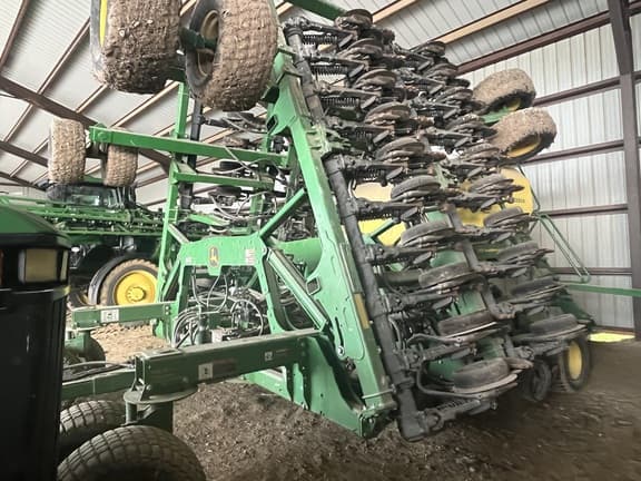 Image of John Deere N540C equipment image 4