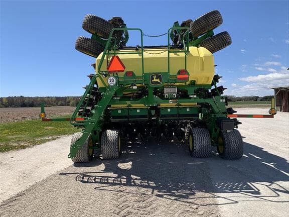 Image of John Deere N540C equipment image 3