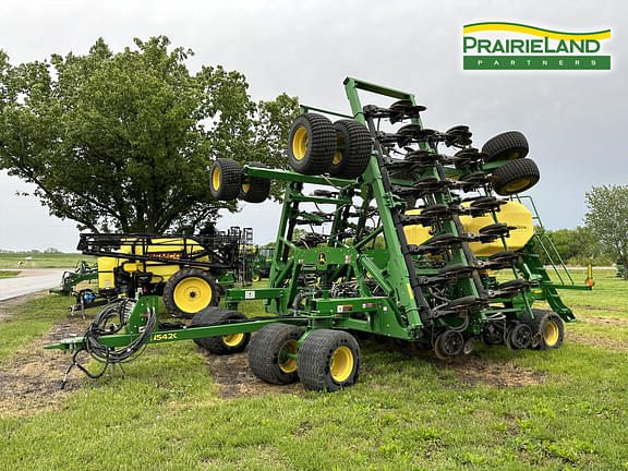 Image of John Deere N542C Primary image