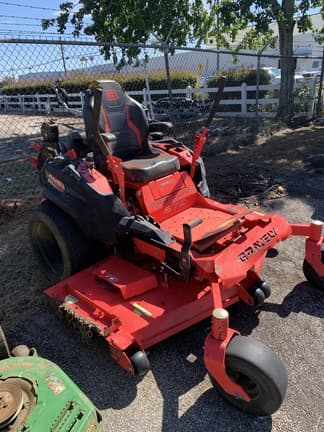 Image of Gravely Pro-Turn 672 equipment image 3
