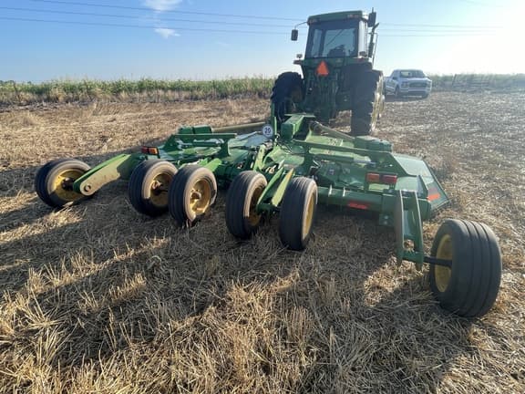 Image of John Deere R15 equipment image 3