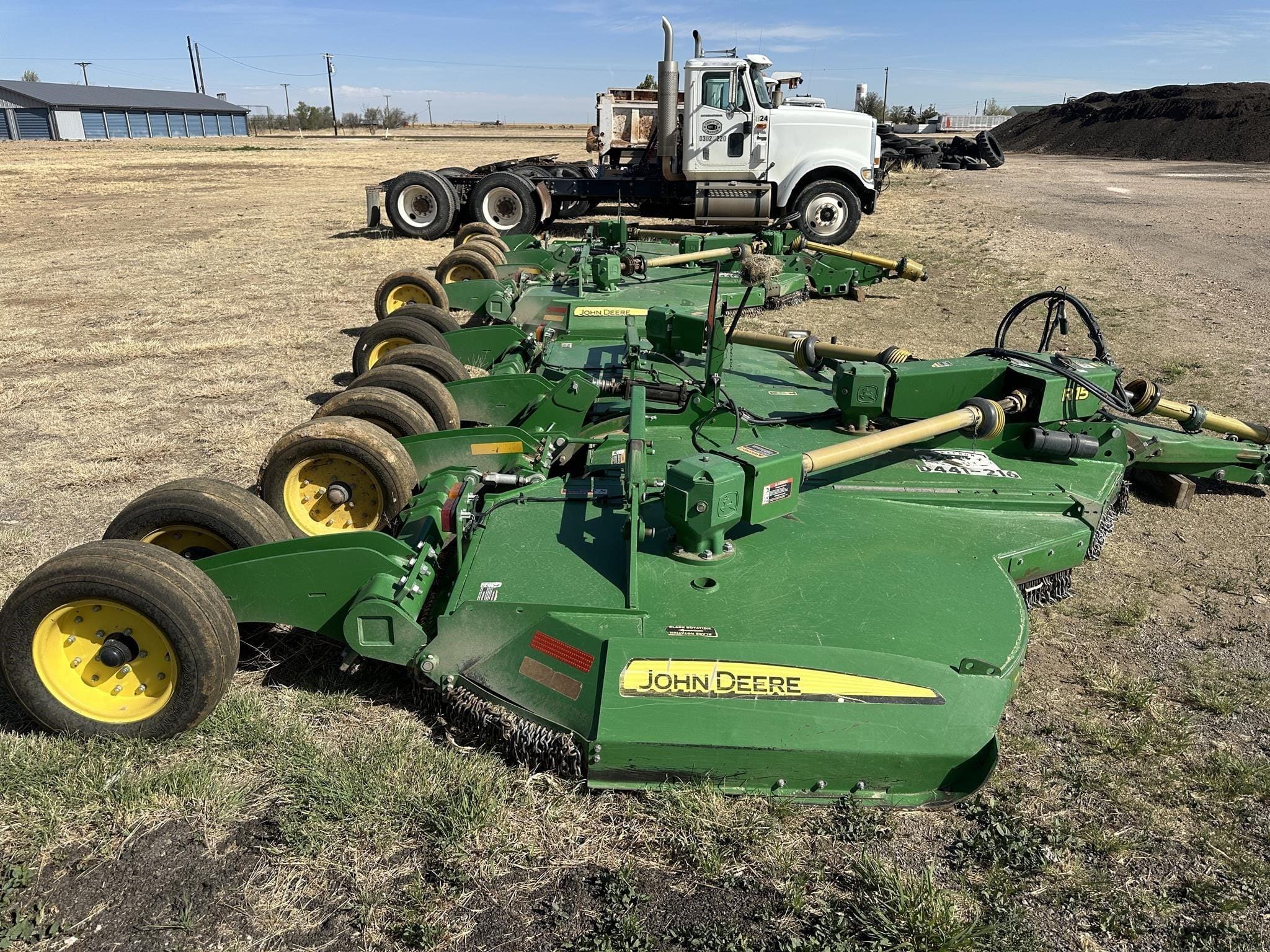 2021 John Deere R15 Equipment Image0