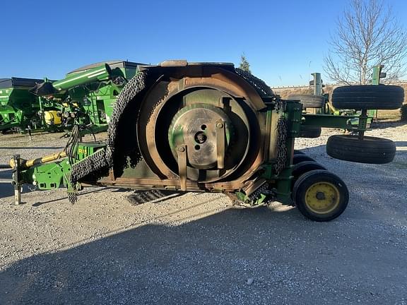 Image of John Deere R15 equipment image 1