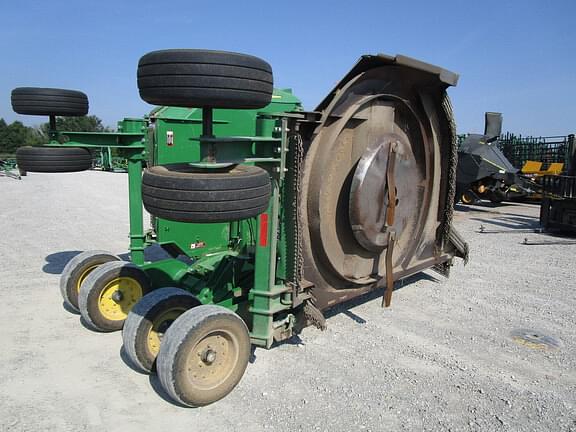 Image of John Deere R20 equipment image 1