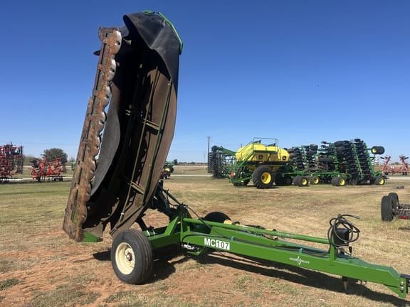 2021 John Deere R310 Equipment Image0