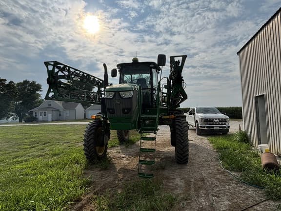 Image of John Deere R4023 equipment image 1