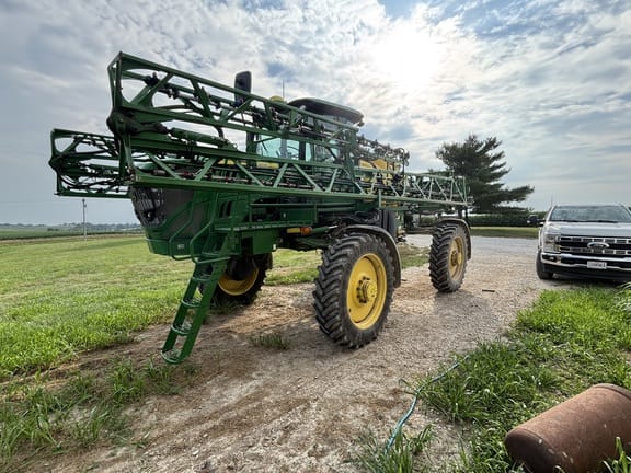 2021 John Deere R4023 Equipment Image0