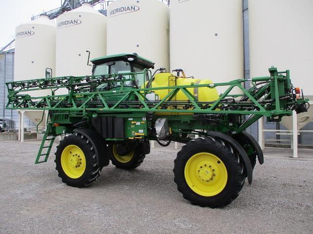 Image of John Deere R4023 equipment image 4