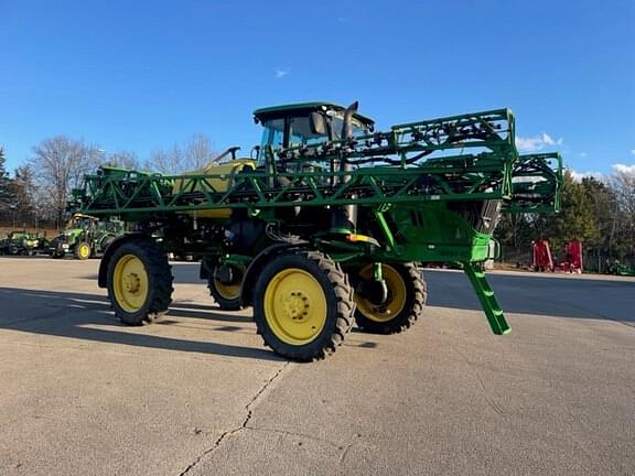 Image of John Deere R4023 equipment image 3