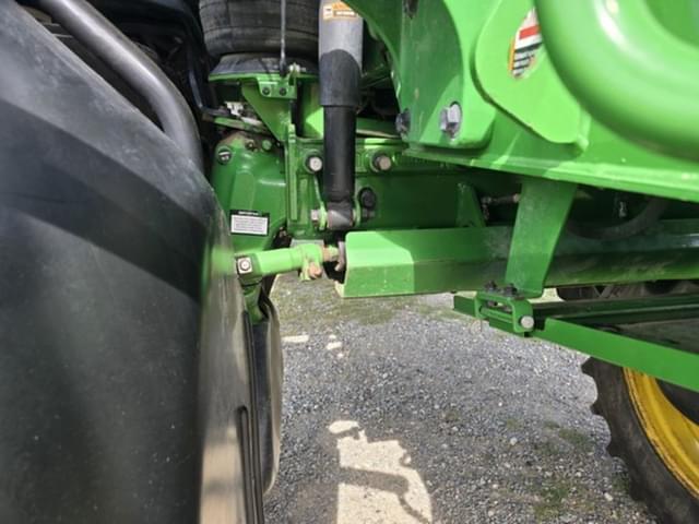 Image of John Deere R4023 equipment image 3