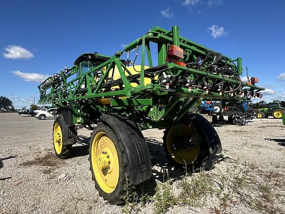 Image of John Deere R4023 equipment image 4