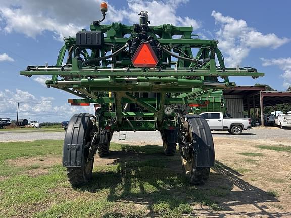 Image of John Deere R4030 equipment image 4