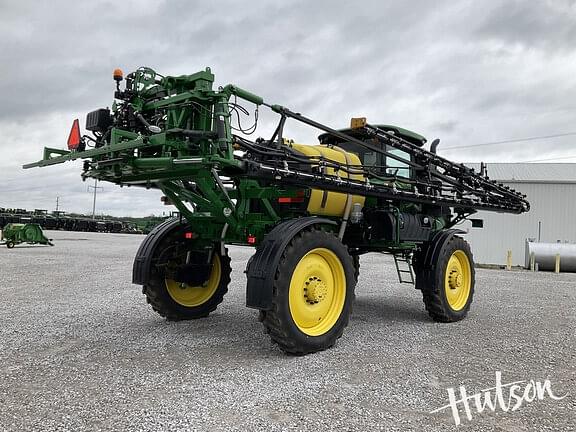 Image of John Deere R4030 equipment image 4