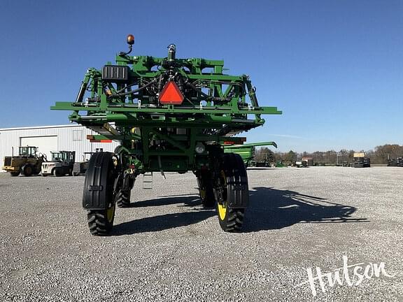 Image of John Deere R4030 equipment image 3