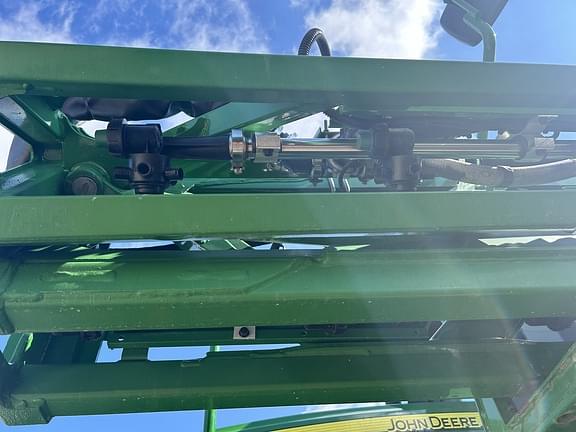 Image of John Deere R4030 equipment image 3