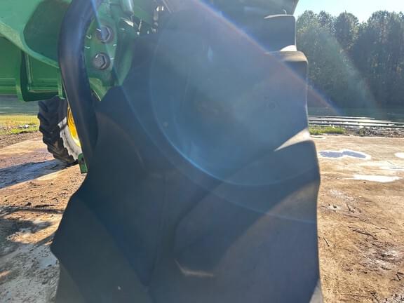 Image of John Deere R4030 equipment image 4