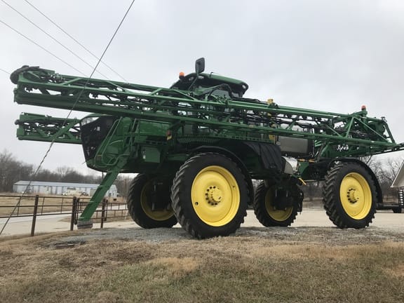 Main image John Deere R4038