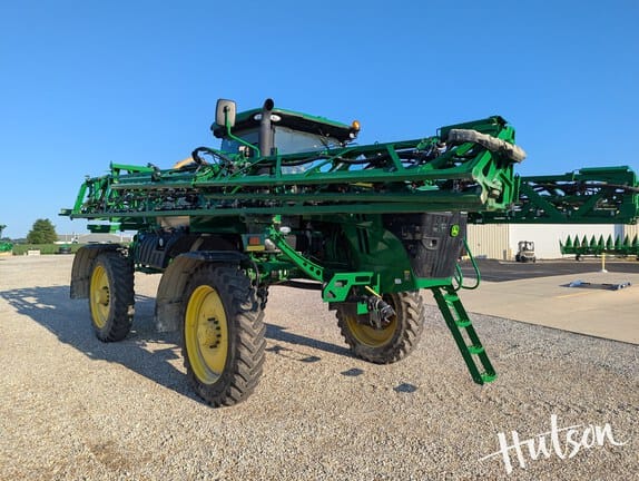 2021 John Deere R4038 Equipment Image0