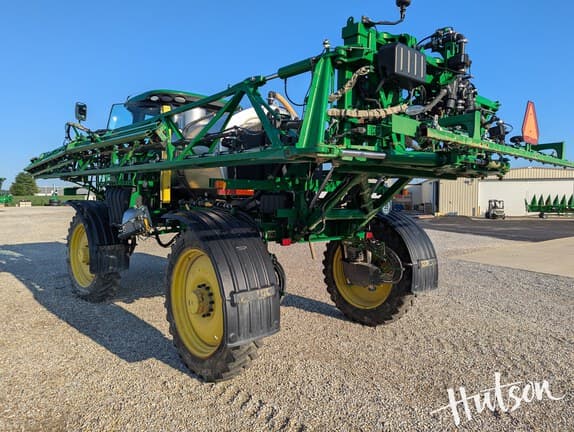 Image of John Deere R4038 equipment image 2