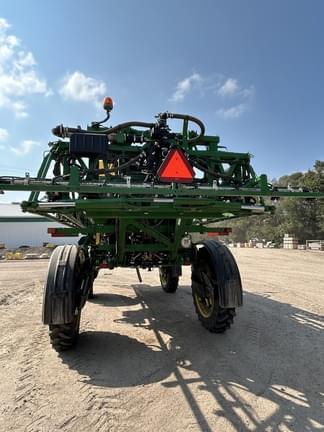 Image of John Deere R4038 equipment image 3