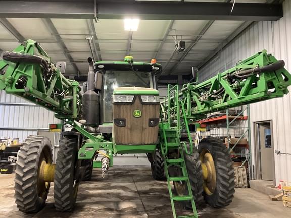 Image of John Deere R4038 equipment image 1