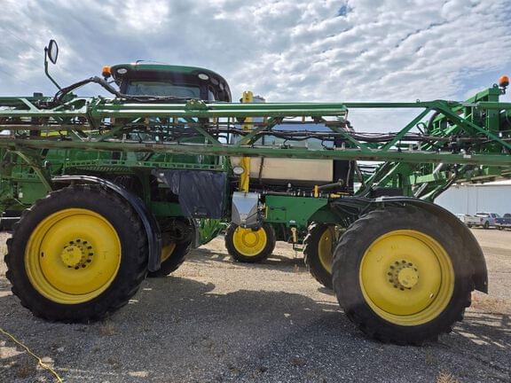 Image of John Deere R4038 equipment image 4