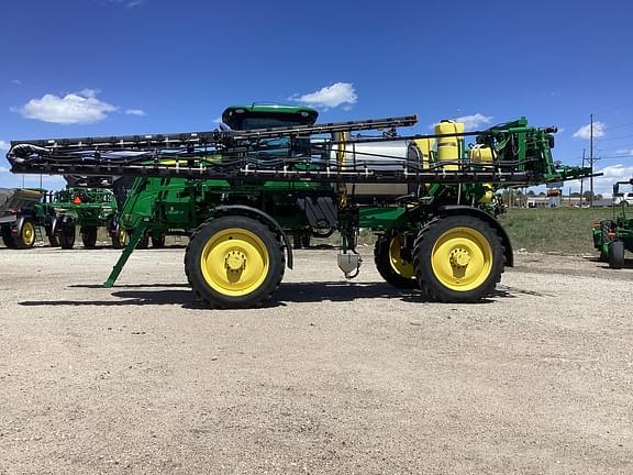 Image of John Deere R4038 equipment image 2