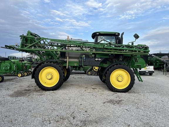 Image of John Deere R4038 equipment image 3