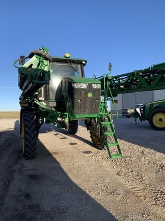 Image of John Deere R4038 equipment image 3