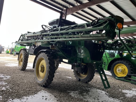 Image of John Deere R4038 equipment image 4