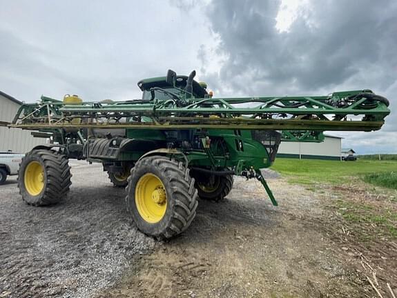 Image of John Deere R4038 equipment image 1