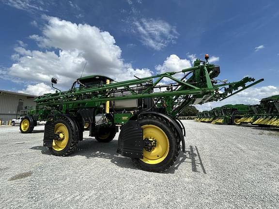 Image of John Deere R4038 equipment image 4